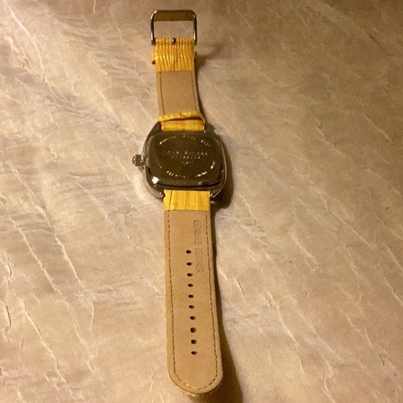 NWOT-Joan Rivers Classic watch with gems & date window & yellow leather band - Picture 3 of 10